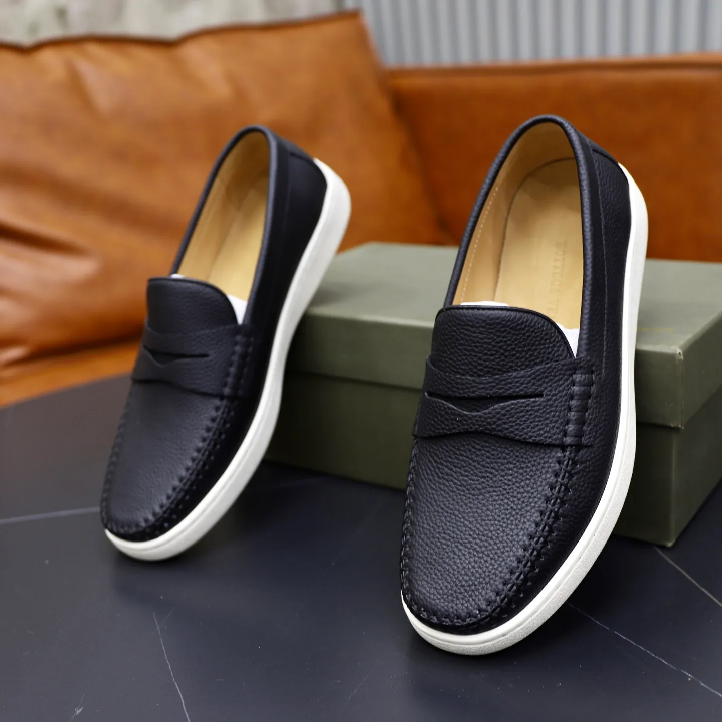 Men's men's shoes 💰480💰BOTTEG* VENET* - high-end boutique Size: 38-44 (45 customized) BV new product, calfskin surface, water-dyed cowhide lining, classic style harmoniously blends with contemporary fashion temperament, rubber soles are light and flexible, water-dyed cowhide lining!